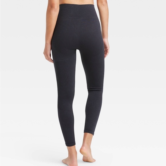 NWOT JoyLab High Rise Dark Blue Ribbed Seamless Leggings - Picture 2 of 8